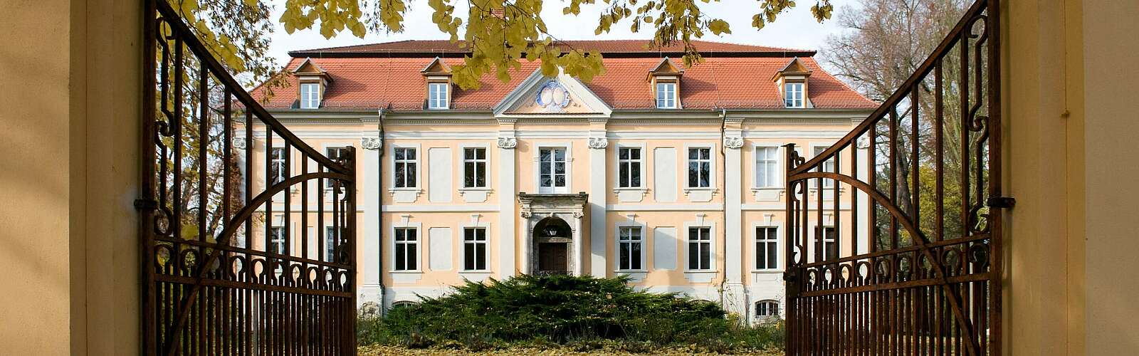 Blick auf das Schloss Stülpe,
        
    

        
        
            Foto: Barbara Rupilius