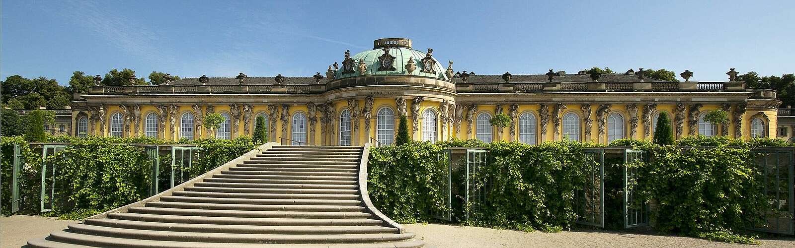 Schloss Sanssouci,
        
    

        Foto: TMB Tourismus-Marketing Brandenburg GmbH und SPSG/Leo Seidel